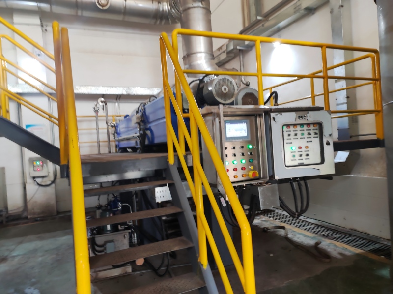 LWS580×2400CX three-phase decanter centrifuge installation at food waste treatment facility