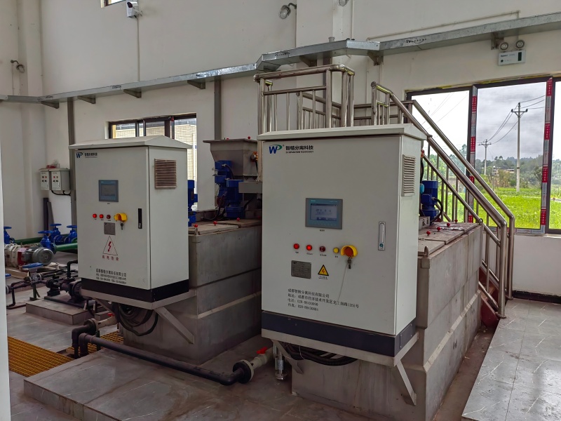 PAM polymer dosing system for sludge conditioning